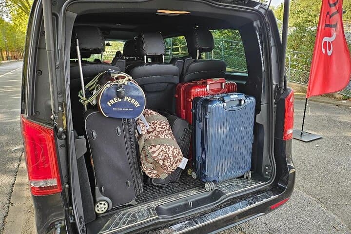 Privat Airport Transfer vip to Paris CDG/ORLY