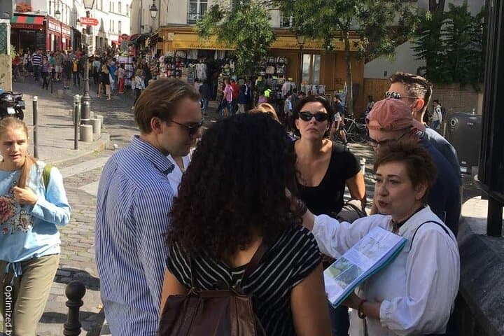 Montmartre GPS App Walking Tour Mobile Game
