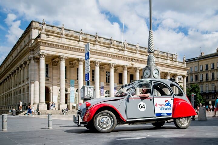 Christmas illuminations in 2CV - With 2 Presents (Food + goodies)