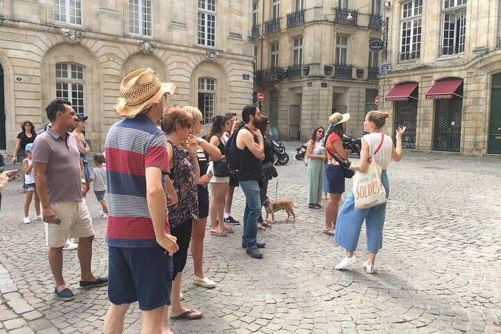 Guiding the group