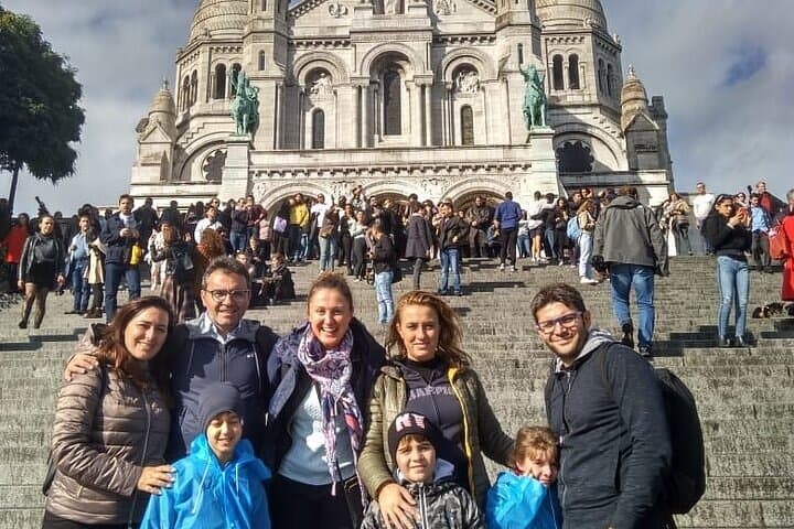 Paris Montmartre Walking Tour With A Guide