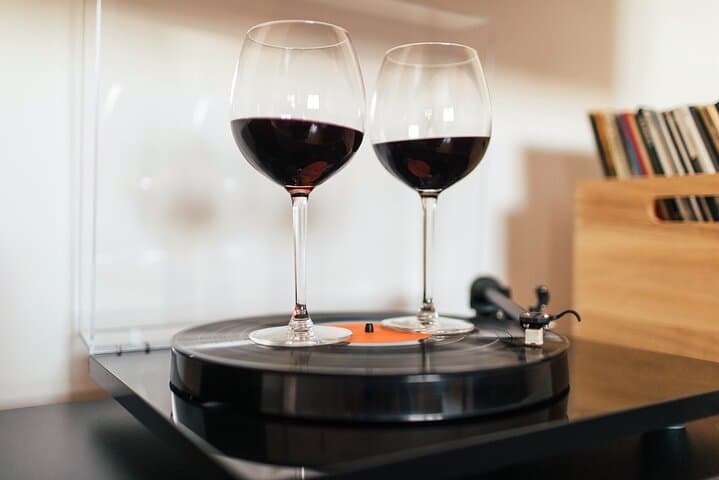 Wine & Music & Vinyl