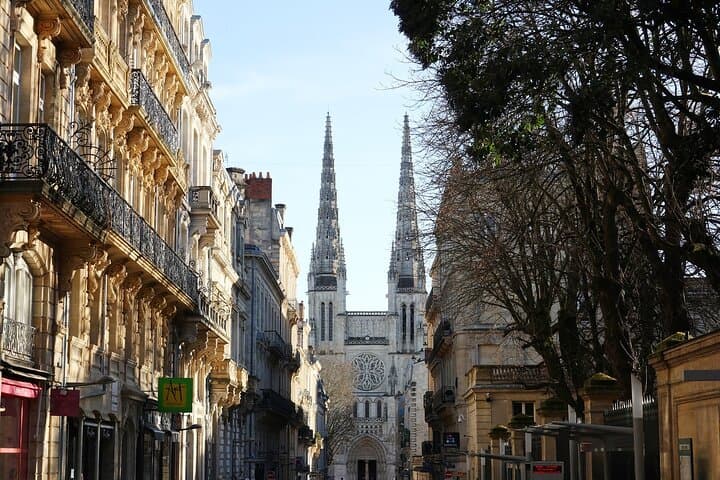 Bordeaux Bites & Stories: A Tasty City Adventure with a Local