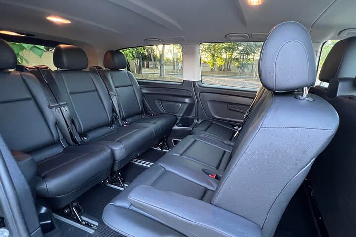 Private transfer your alternative to taxi for your travels