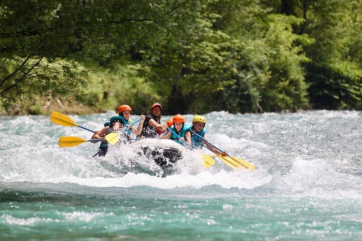 Rafting 40km on the Gave de Pau with bivouac