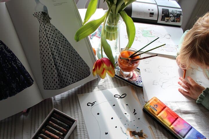Fashion Design Workshop & Brunch on a Seine Private Boat in Paris