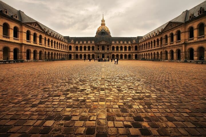 Les Invalidies - The army museum, enjoy the included entrance