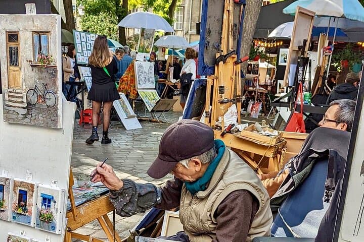 5 Hour Walking Tour in Paris with Licensed Guide