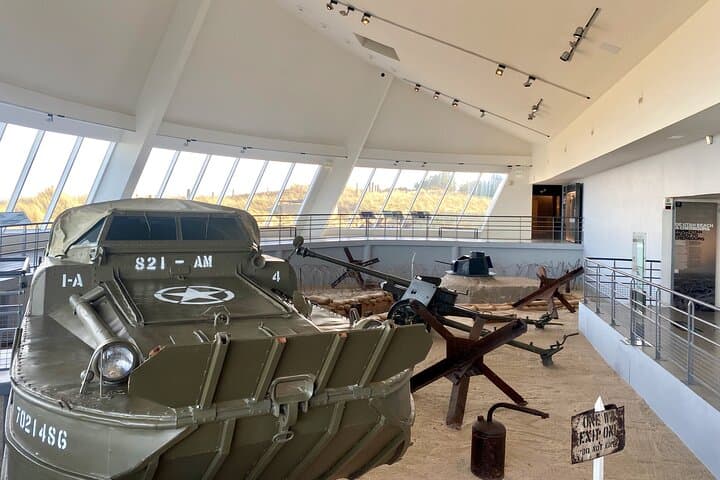Private D-Day Utah Beach and Mont Saint Michel Trip by Mercedes