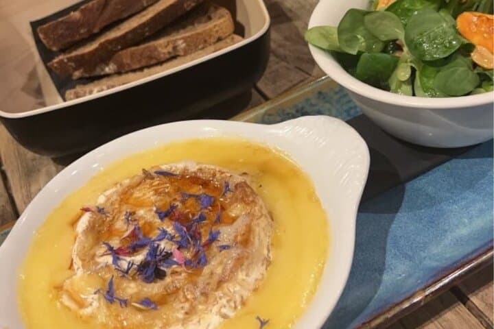 Gastronomic Walk in the Latin Quarter of Paris