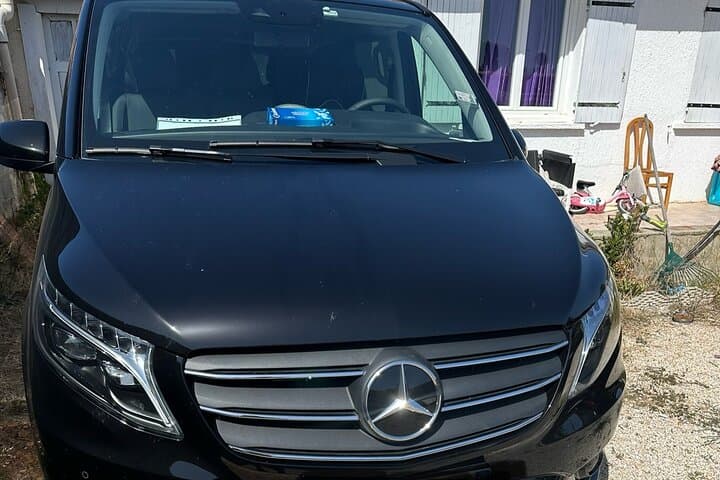 Private Airport Transfer Marseille Airport to Barcelone
