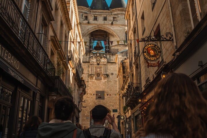 Bordeaux Afternoon Food Tour : Sweets, Wine and Cheese