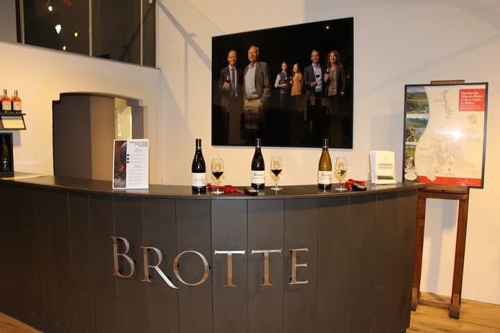 The tasting counter