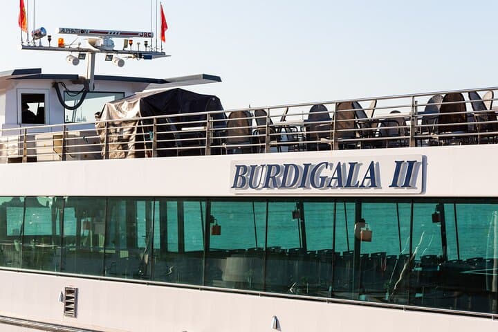 Bordeaux by the Water commented cruise