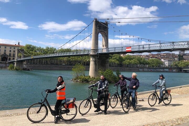 2.5h Guided Bike Tour of Lyon Old Town with a Local Guide