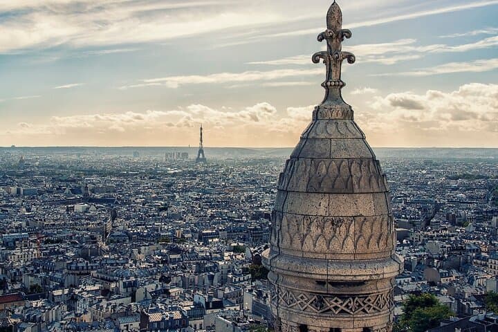Paris Private Montmarte Tour : Sacre Coeur with Expert Guide
