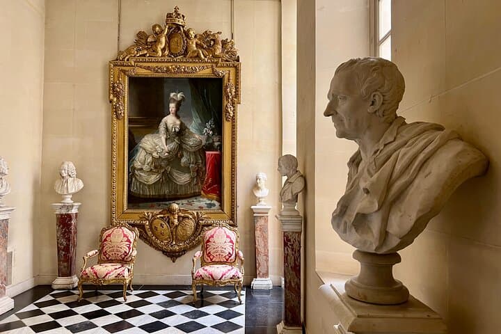 Versailles Royal Palace & Gardens Semi-Private Tour Max 6 People with Exclusive King's Apartments