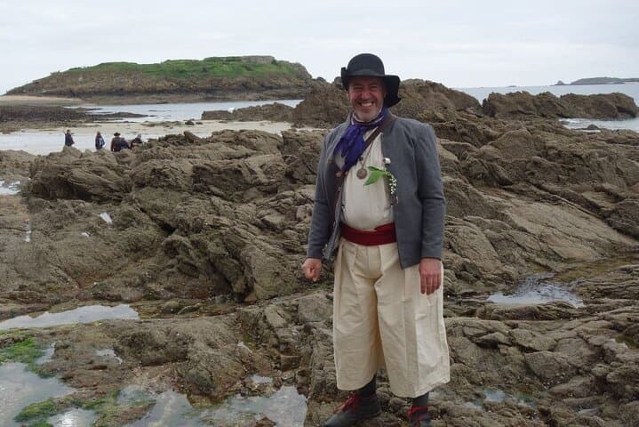 Guided tour of Saint Malo at the time of the last corsairs