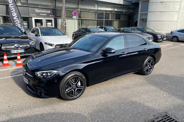 Private Transfer Paris from and to Airport (CDG, Orly, Beauvais)