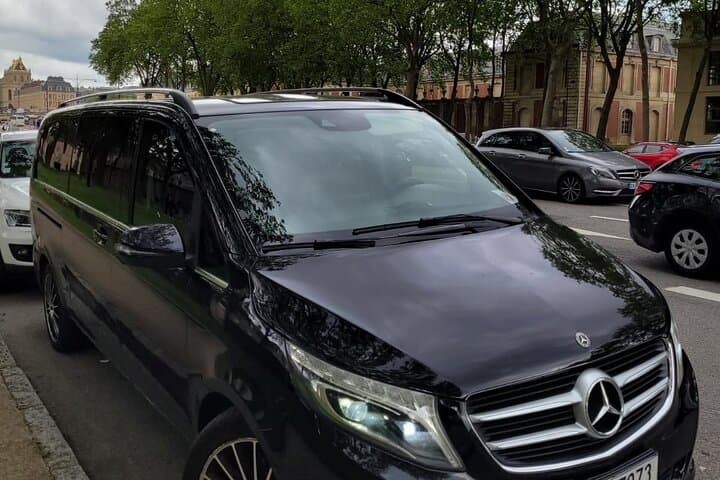 Private Transfer Paris from and to Airport (CDG, Orly, Beauvais)