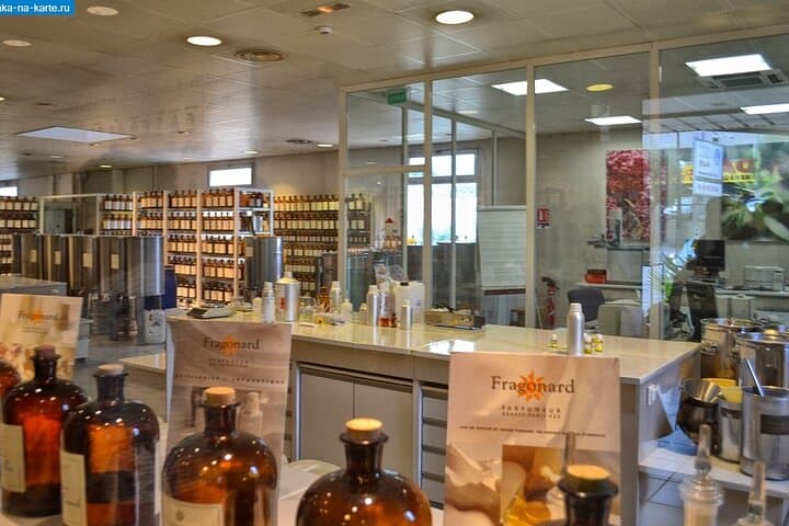 Coastal villas, Medieval Town of Eze and the Secrets of Perfumery