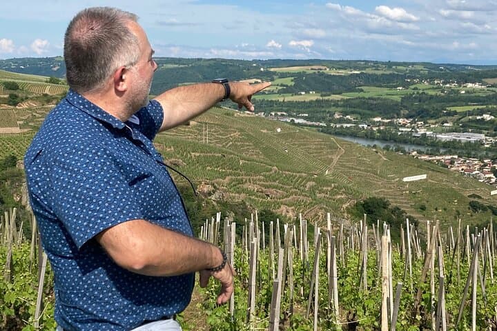 The horizon of the Coteaux