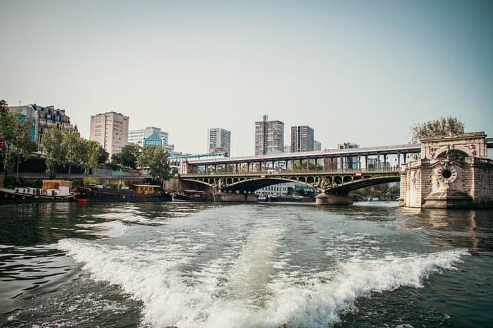 Tailor-made private cruise