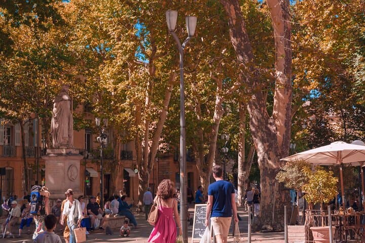 Aix-en-provence Heritage and Food Self-Guided Walking Tour