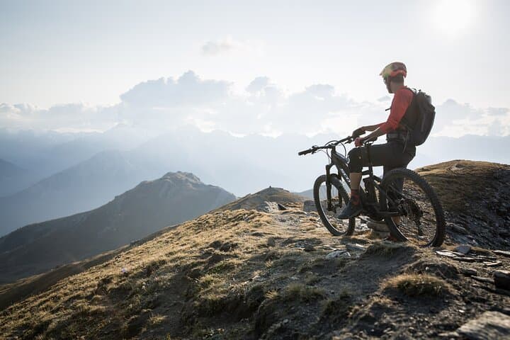 Guided electric mountain bike tour — Chamonix → Courmayeur (Italy)
