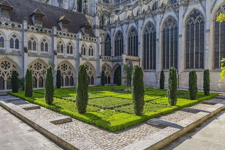 Private 2 Hours Guided Walking Tour in Rouen