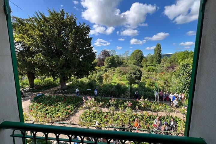 Giverny Monet House Half Day Private Tour from Paris