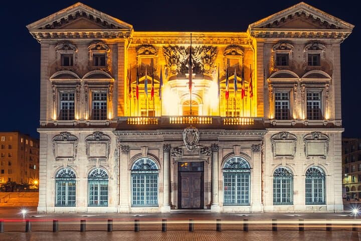 Marseille Scavenger Hunt & Highlights Self-Guided Walking Tour
