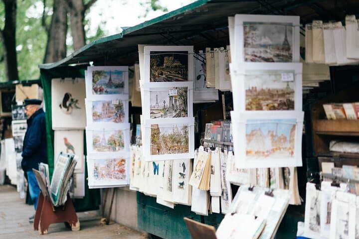 Central Paris Highlights Walking Tour - Les Bouquinistes of the River Seine