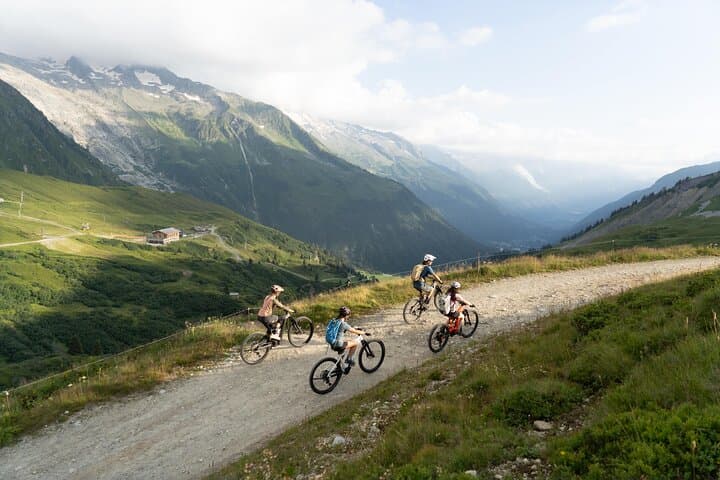 eBike Mont-Blanc at high altitude – Day over Chamonix