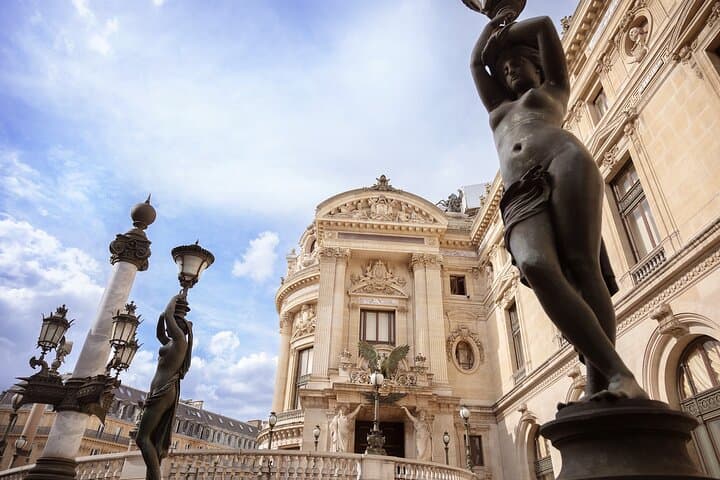 Paris Opera Neighbourhood Walking Tour