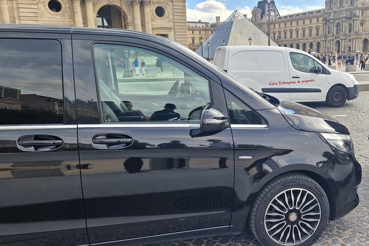 Round-trip shuttle transfer from Le Havre to Rouen