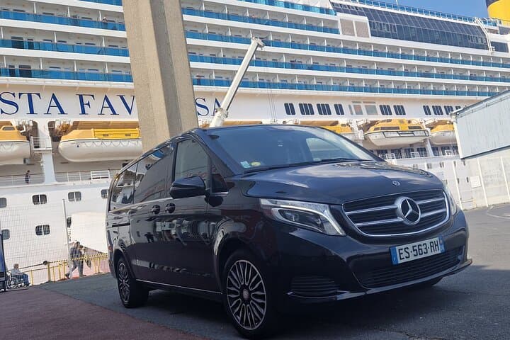 Round-trip shuttle transfer from Le Havre and Bayeux