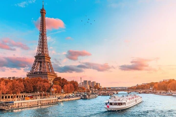 Deluxe Paris Excursion from Le Havre Port including River Cruise
