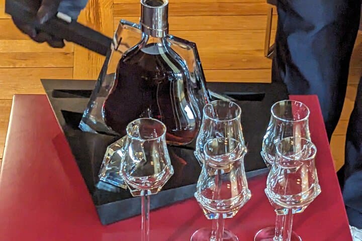 From Bordeaux: Cognac private tour