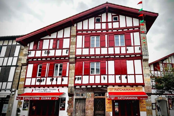 Hossegor: The most beautiful Basque villages! Private excursions.