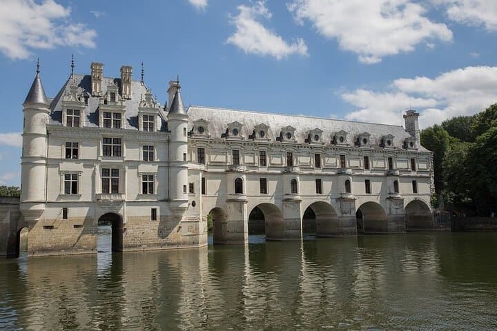 Private Day Trip From Paris to Loire Valley
