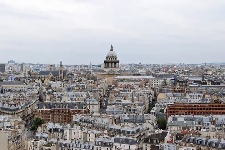 Le Grand Tour Half Day Private Walking Tour All the Main Sites