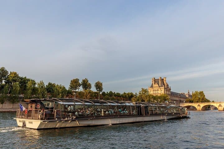 6 hours Paris City Tour with Seine River cruise and Crazy horse