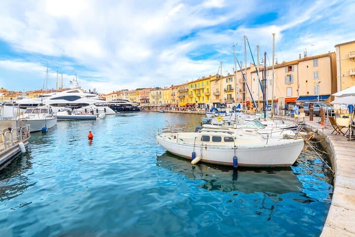 Nice Old Town Private Walking Tour with Côte d'Azur Cruise