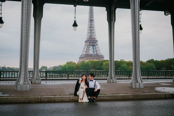 Photoshoot with a Pro Photographer in Paris