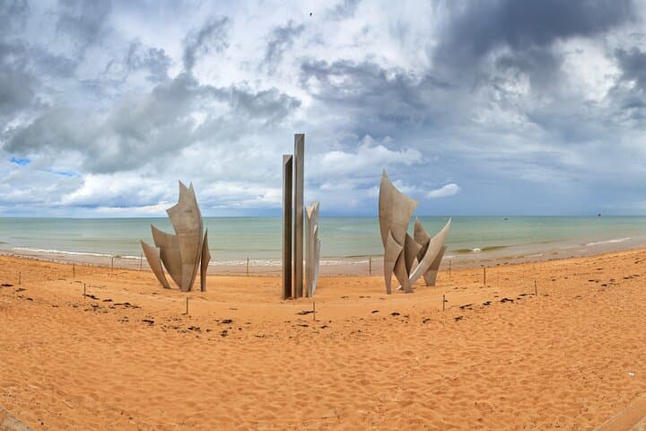 Omaha Beach memorial sculpture
