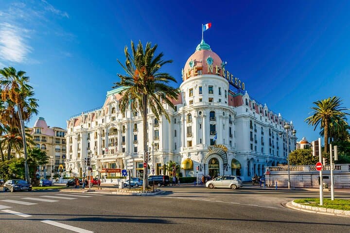 Nice Walking Tour with Audioguide on Your Smartphone