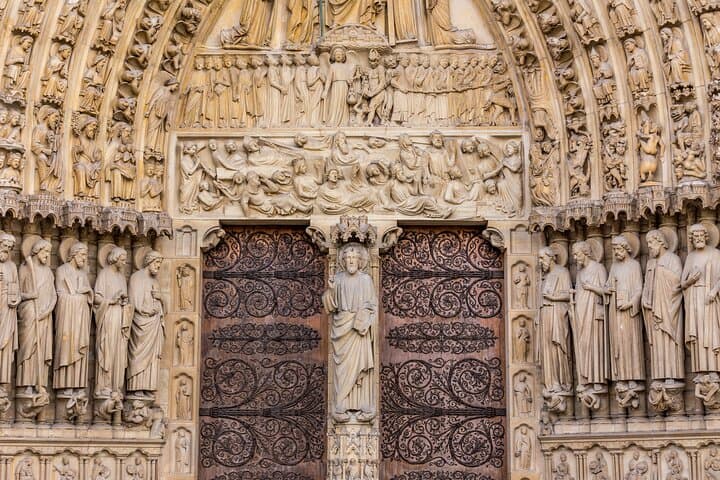 Half Day Tour of Sainte Chapel Conciergerie Notre Dame