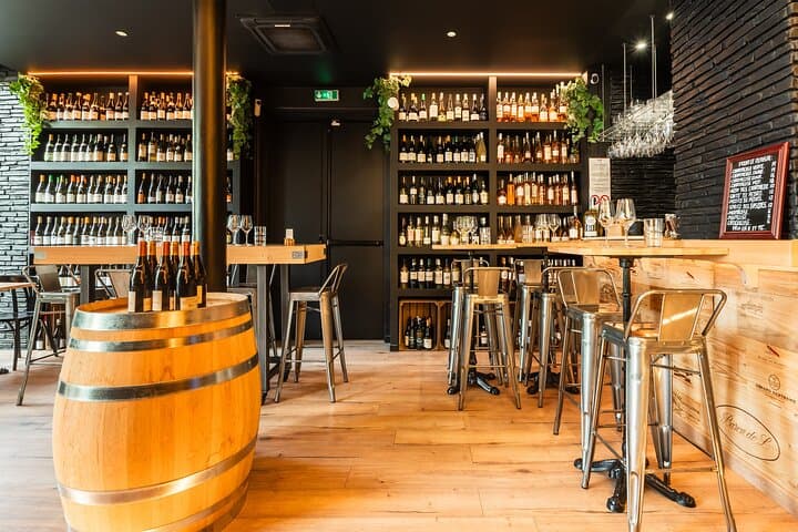 Private Wine Tasting in the Heart of Paris