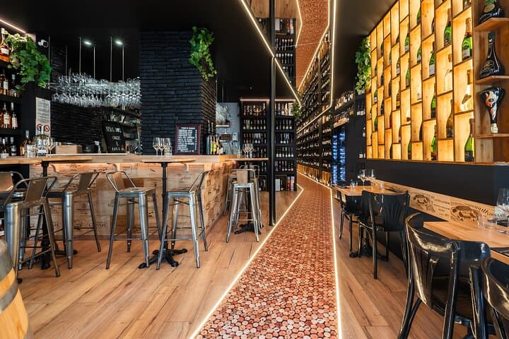 Private Wine Tasting in the Heart of Paris